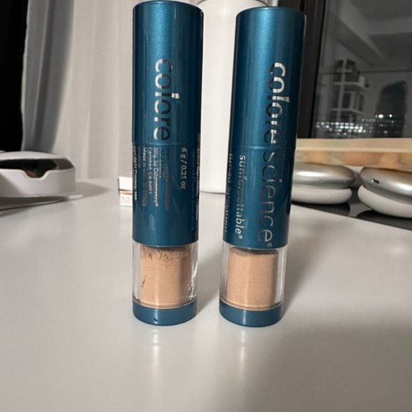 Sunforgettable® Total Protection™ Brush-On Shield SPF 50 x 2 - Picture 3 of 6